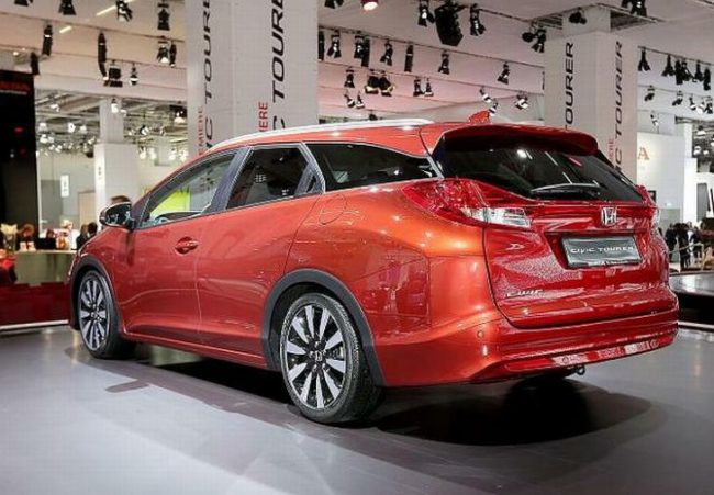 honda_civic_tourer_1__clanak-prva.jpg