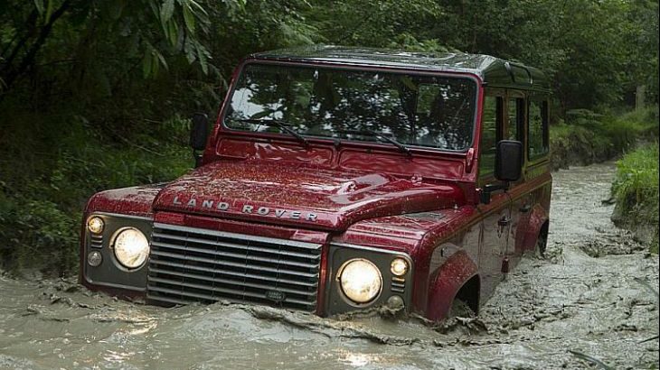 land_rover_defender_1__clanak-prva.jpg