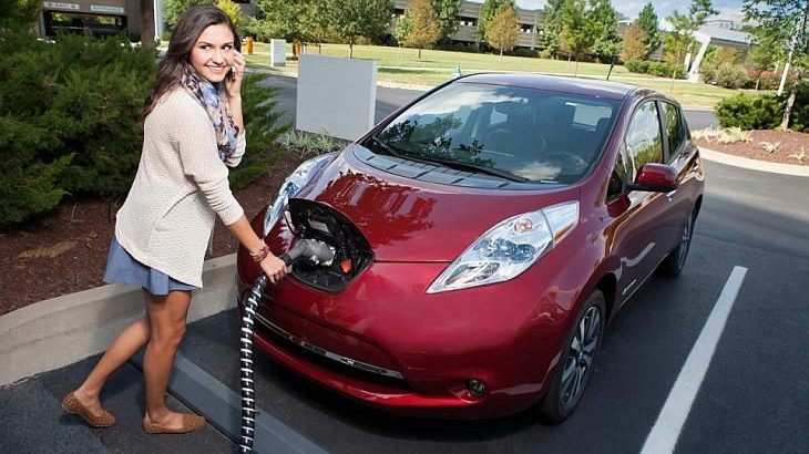 2013-nissan-leaf-29-1__clanak-prva