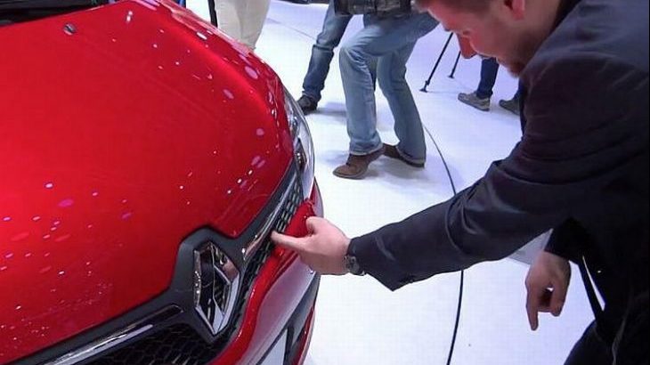 renault-twingo-hood__clanak-prva