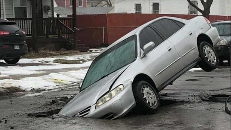 DETROIT