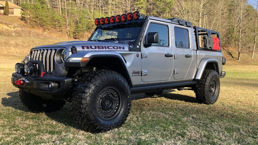 Jeep Gladiator1