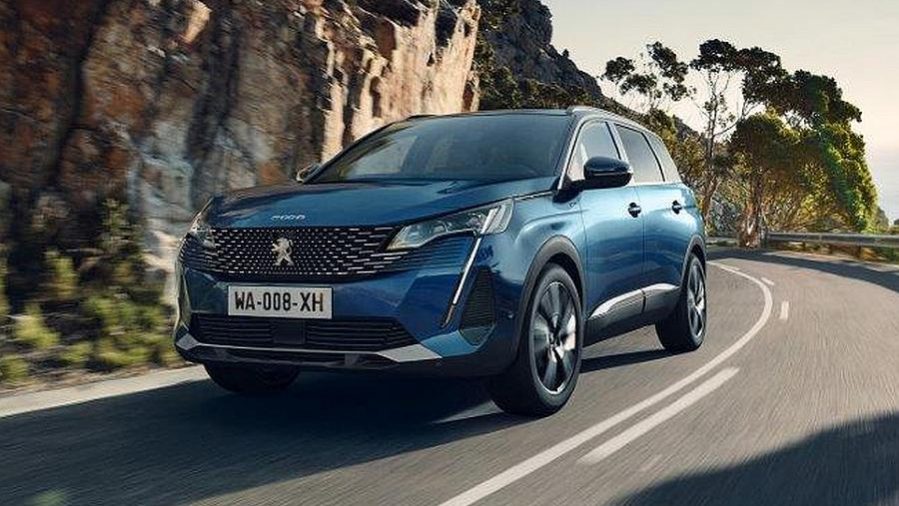 PEUGEOT 5008 1