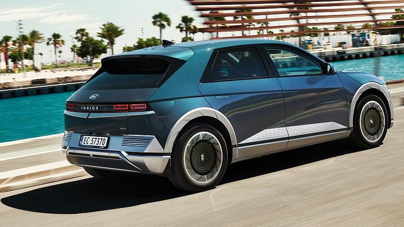 IONIQ_5 12