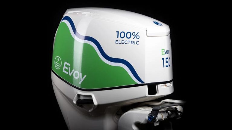 em 1