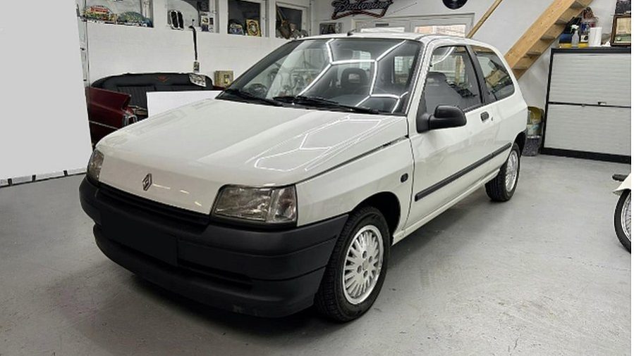 clio1 1