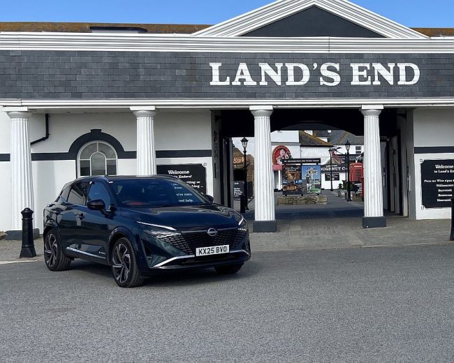 Nissan Qashqai e-POWER drives from Land’s End to John O’Groa
