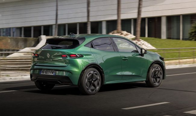 RENAULT CLIO VI FULL HYBRID E-TECH (RB3B1 HEV)