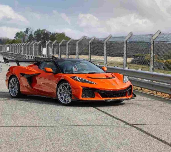 Direktor u GM-u kaže da će električna Corvette stići „jednog dana”