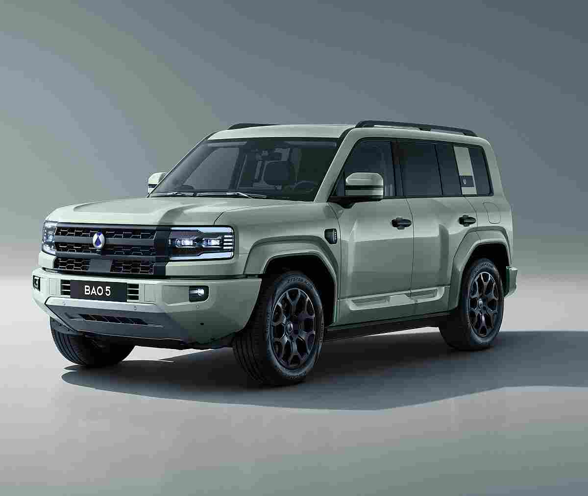 DENZA oduševljava sa četiri modela automobila među kojima predvode novi terenac i atrkativni super automobil za mase