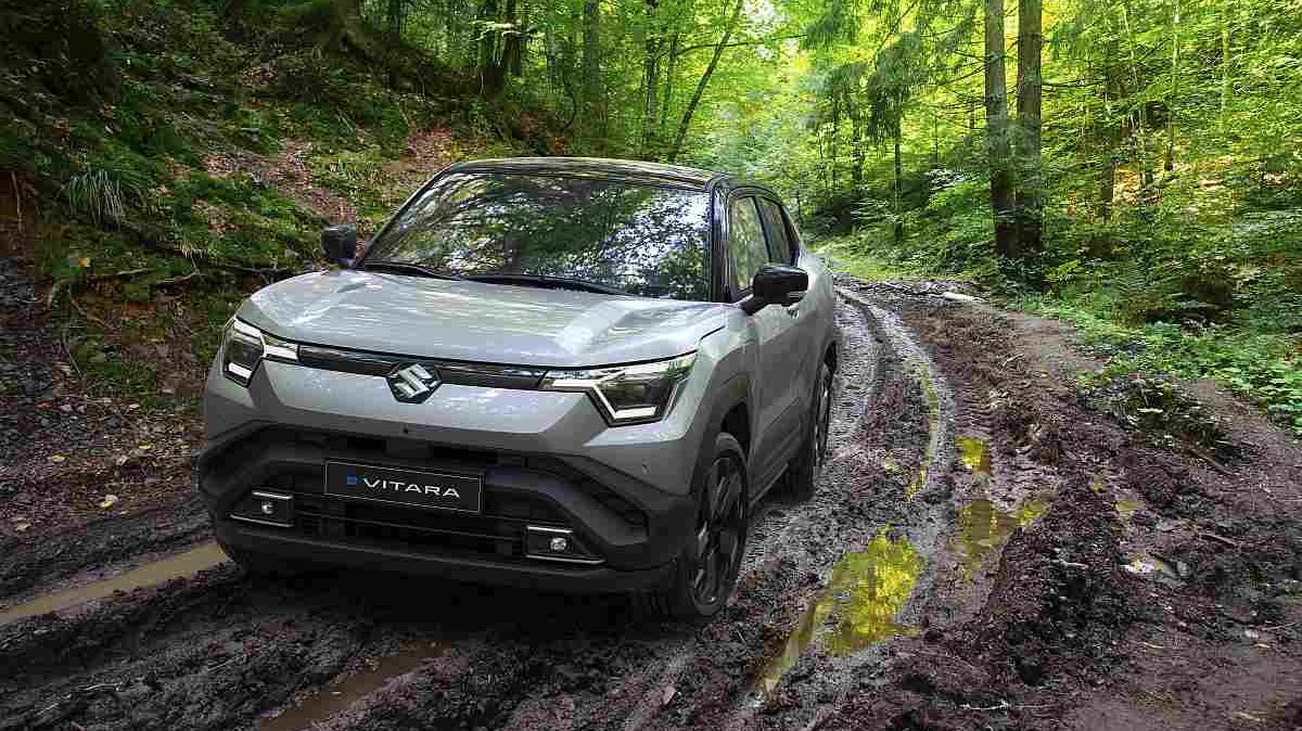 eVitara 1 Nenadmašna Suzuki ponuda postala je još bolja! Odvezite novu Suzuki eVitaru za 1.465 eura!