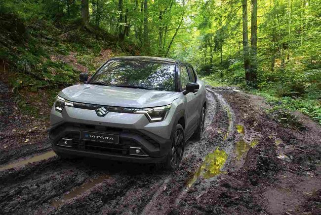 Nenadmašna Suzuki ponuda postala je još bolja! Odvezite novu Suzuki eVitaru za 1.465 eura!