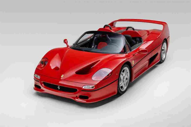 NEVJEROJATNO! Ferrari F50 - ovakvog više nema ni tvornica, u 29 godina prešao samo 106 milja (170 km). Cijena? 20 milijuna dolara najmanje