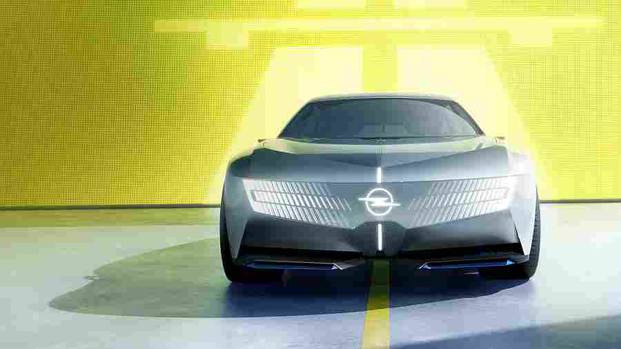 Opel STX Concept: Vizionarska studija iz Rüsselsheima prikazuje dizajn karavana budućnosti